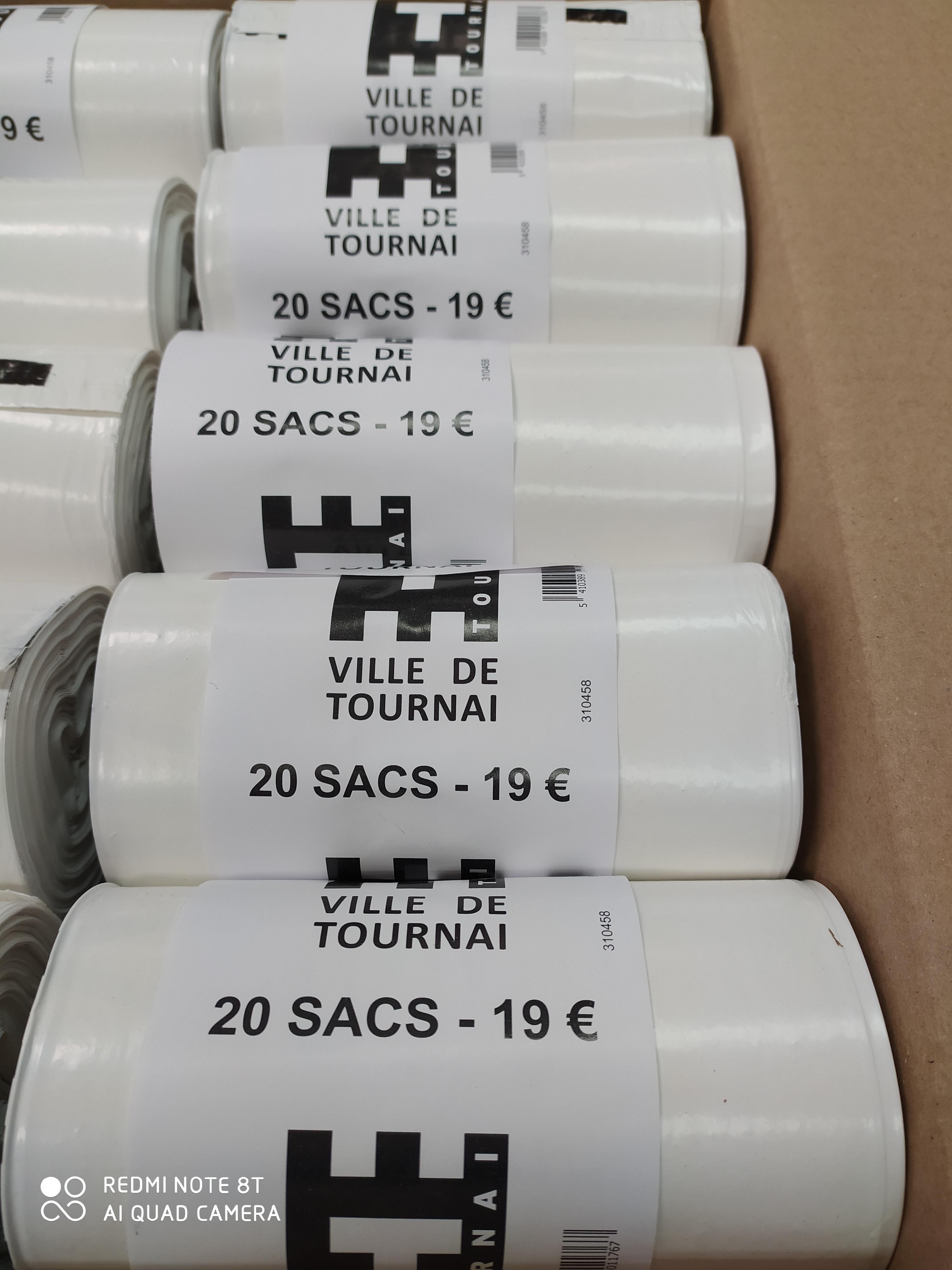 Lot de 6 distributeurs de 40 sacs poubelles 23/30 l blanc code G (dont 