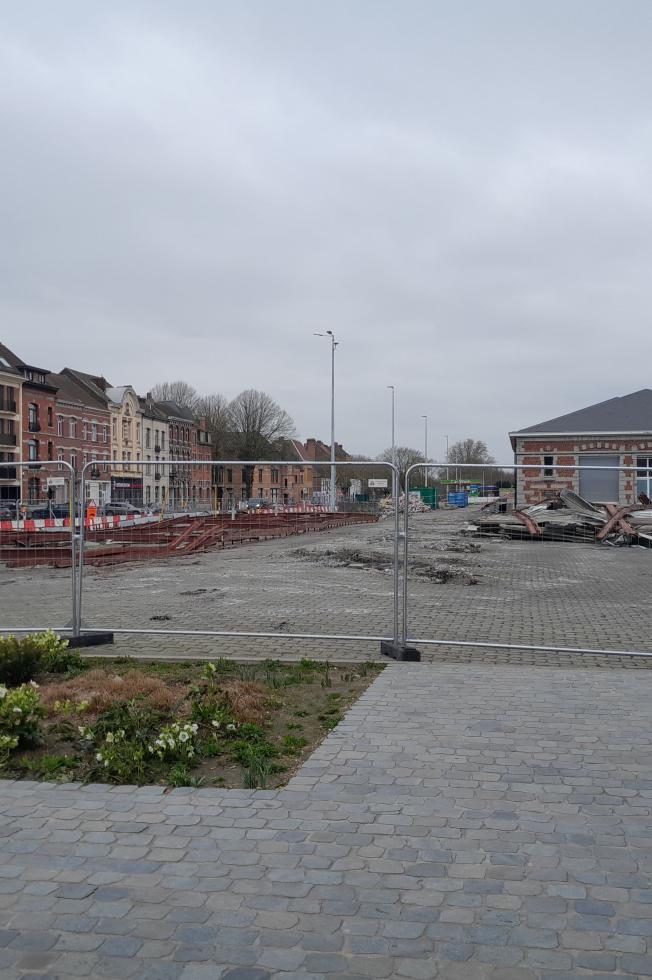 Démolitions pour chantier gare TEC 